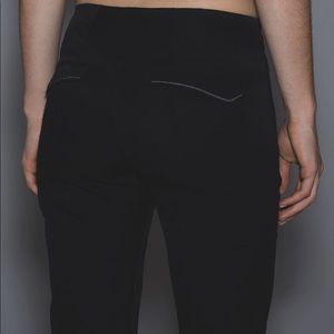 NWT Lululemon &go Take-off Flare pants Sz 4
